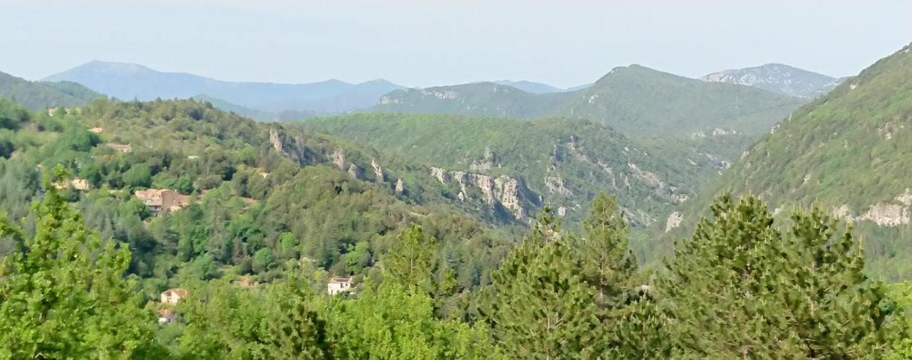 Gîte en Cévennes du sud, bergerie restaurée, 2 à 4 personnes, piscine, vue exceptionnelle, authenticité et confort Saint-Laurent-le-Minier Exterior foto
