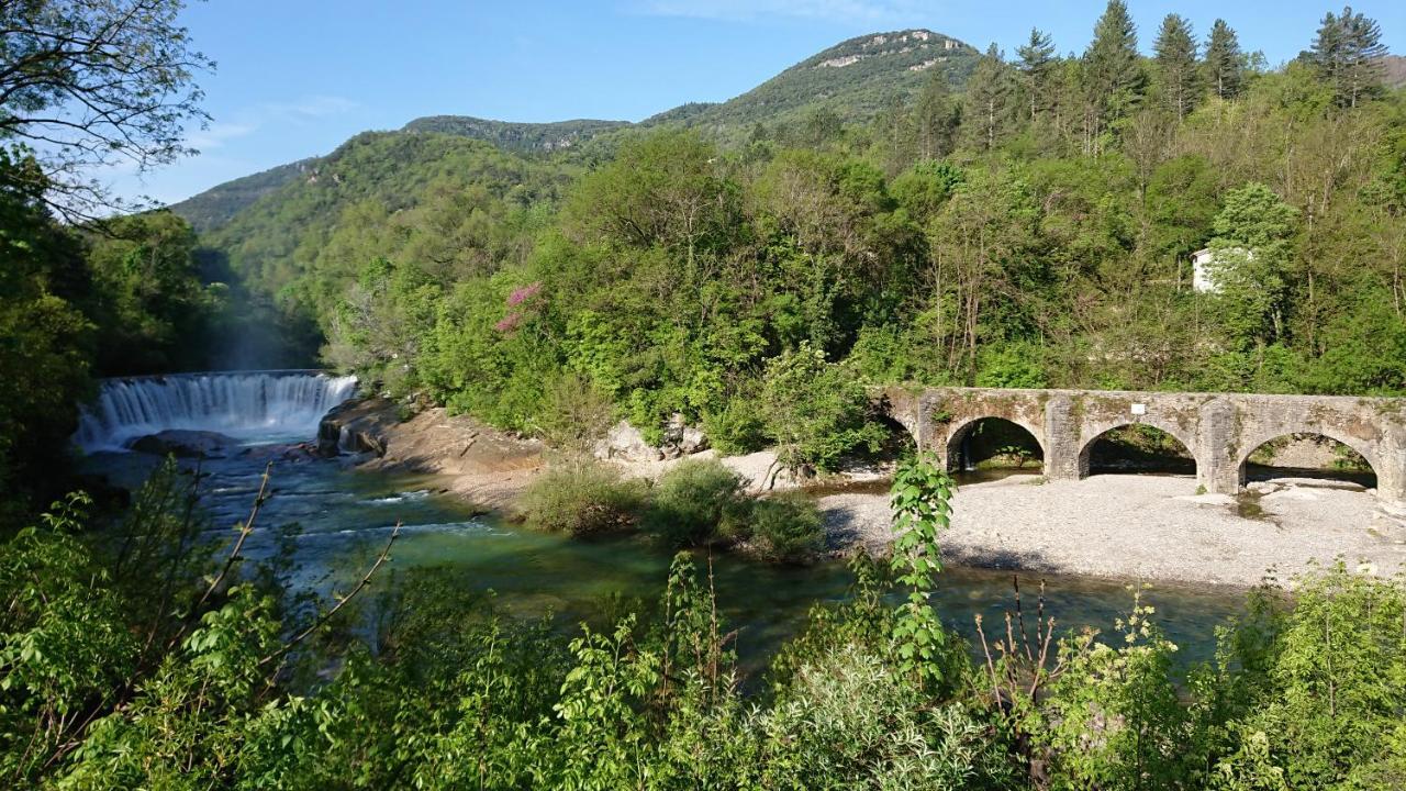 Gîte en Cévennes du sud, bergerie restaurée, 2 à 4 personnes, piscine, vue exceptionnelle, authenticité et confort Saint-Laurent-le-Minier Exterior foto