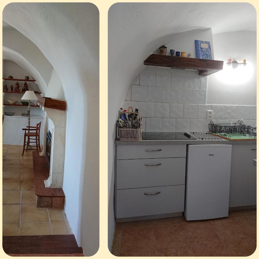 Gîte en Cévennes du sud, bergerie restaurée, 2 à 4 personnes, piscine, vue exceptionnelle, authenticité et confort Saint-Laurent-le-Minier Exterior foto